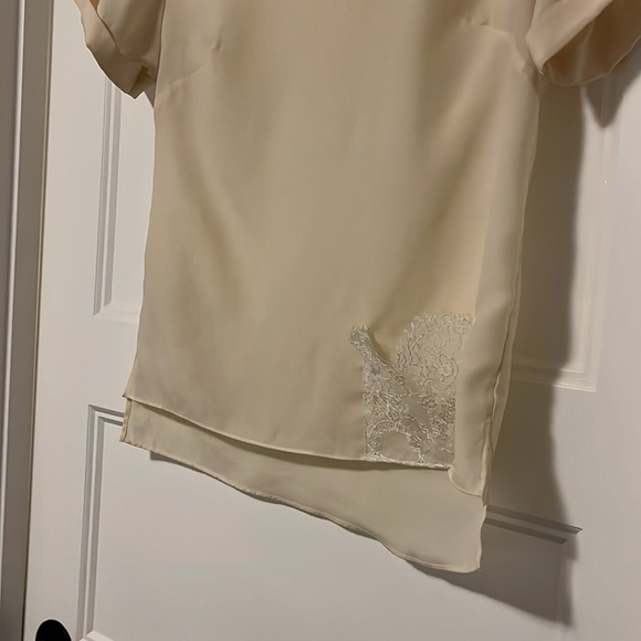 Cream elegant blouse - Picture 3 of 3